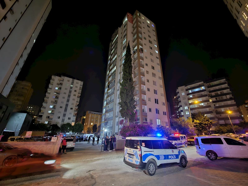 Kız arkadaşını öldürüp, 12