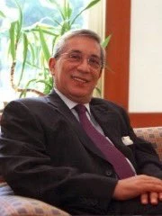 Eski Devlet Bakanı Rüşdü Saracoğlu hayatını kaybetti
