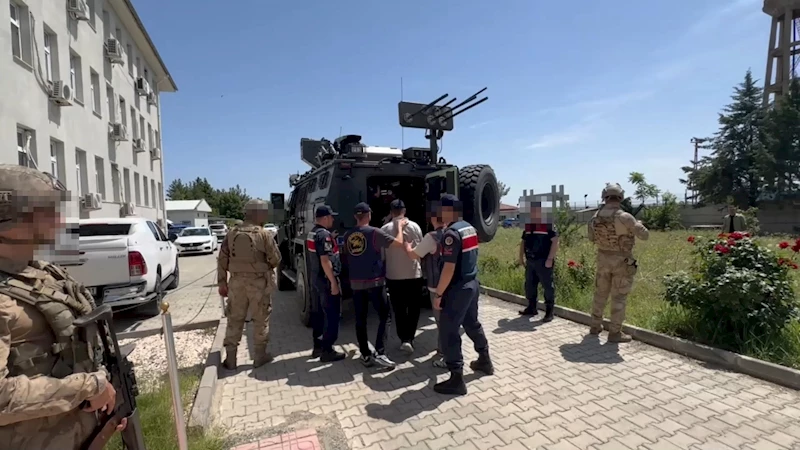 Baba ve oğlunu 