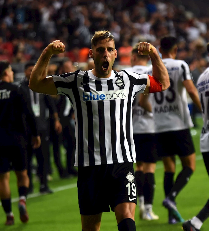  Altay dipte, Paixao zirveye doğru 
