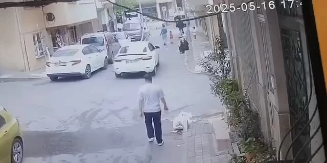 İstanbul - Bağcılar’da sokakta oynayan 3 yaşındaki çocuğa otomobil çarptı 