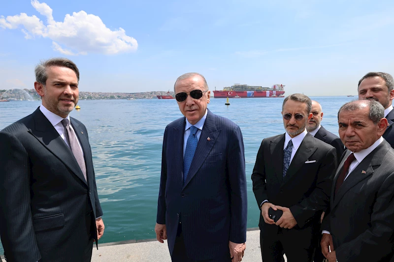 İstanbul- Cumhurbaşkanı Erdoğan, Yüzer Üretim Tesisi 