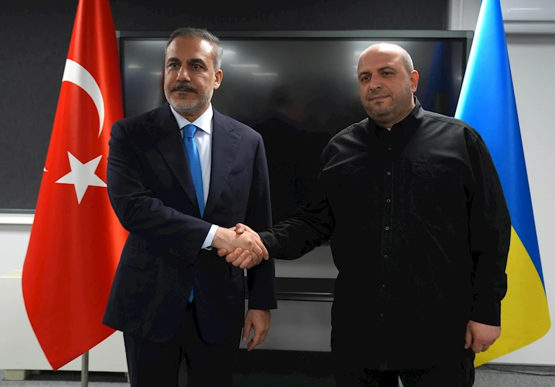 Bakan Fidan, Ukrayna Savunma Bakanı Umerov ile görüştü