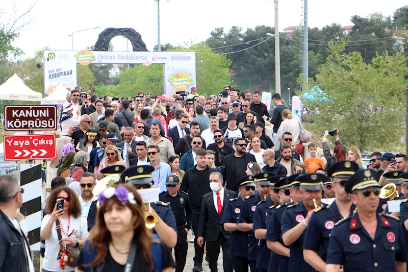 Kakava ateşi, binlerce kişinin katılımıyla yakıldı / Ek fotoğraflar