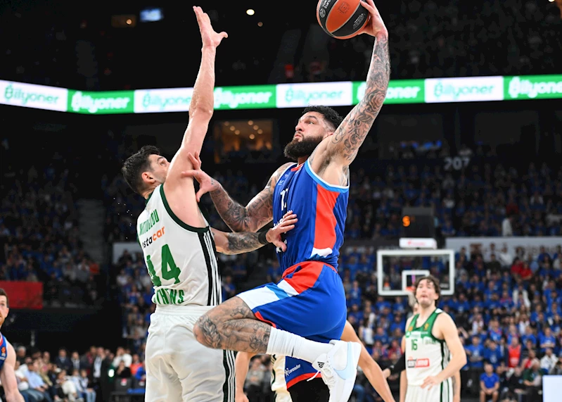 Anadolu Efes kazanırsa, bir Türk takımı Final Four’da finali garantilemiş olacak 