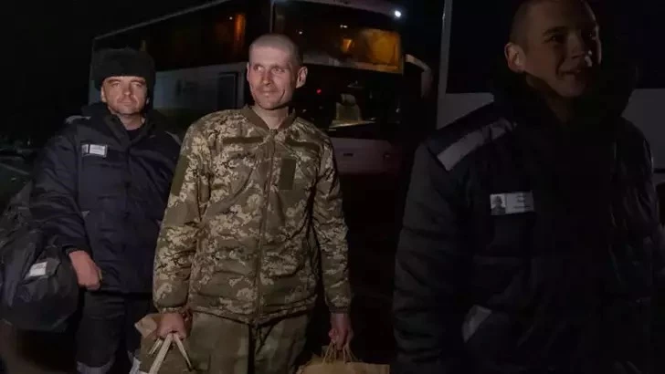 BAE: Rusya ile Ukrayna arasında 410 esirin takasına ara buluculuk yaptık