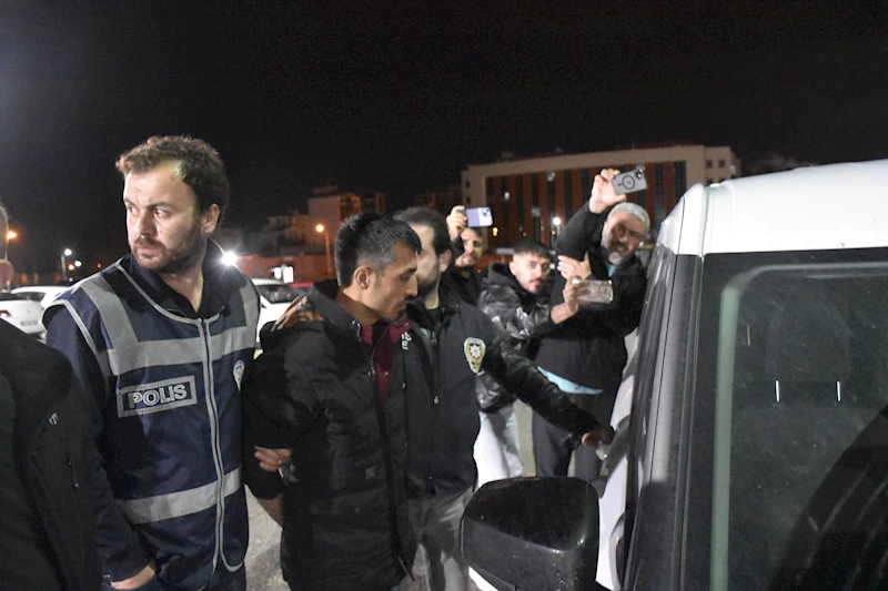 Boğazları kesilerek öldürülen kardeşler gözyaşlarıyla uğurlandı, şüpheli adliyede (4)