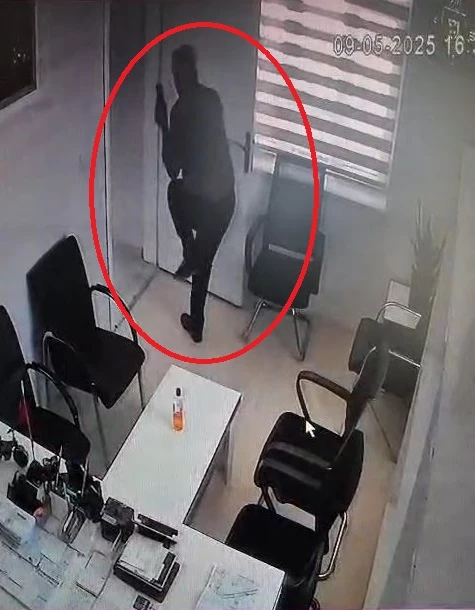 Mahalle muhtarı, silahlı saldırıda yaralandı (2)
