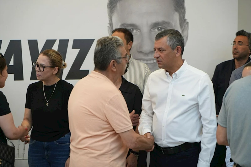 Ferdi Zeyrek, Manisa