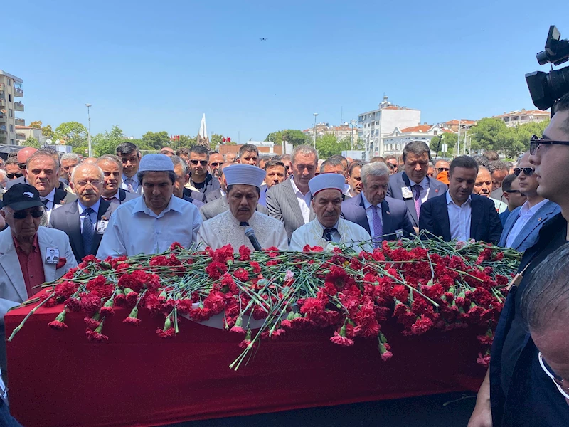Ferdi Zeyrek, Manisa