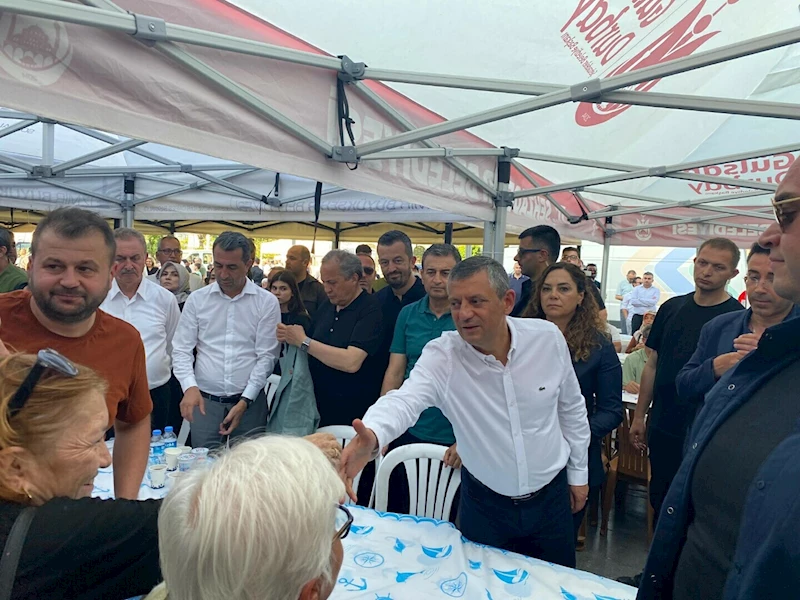Ferdi Zeyrek, Manisa