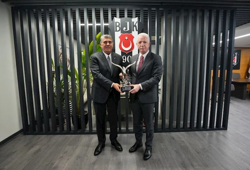 İstanbul Valisi Davut Gül’den Beşiktaş