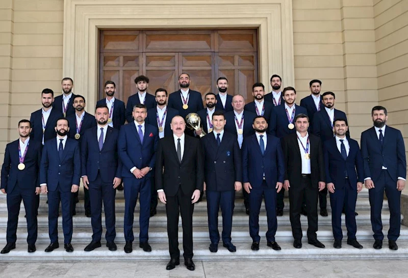 Minifutbol Dünya Şampiyonu Azerbaycan Milli Takımı ödüllendirildi