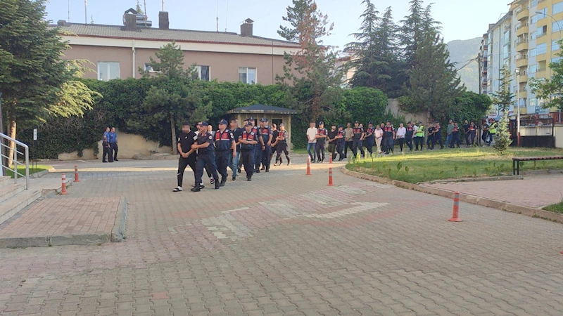 Konya merkezli 10 ilde telefon dolandırıcılğı operasyonunda 8 tutuklama 