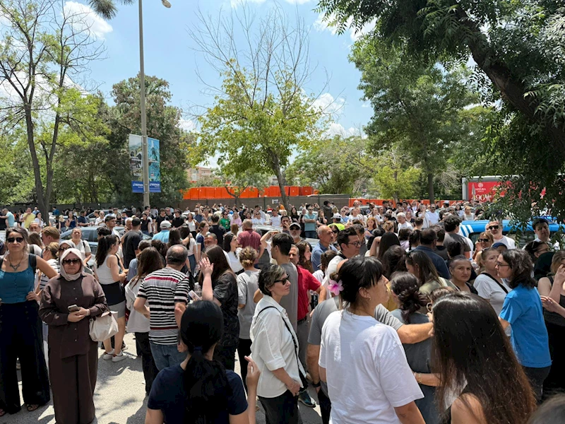 ÖSYM Başkanı Ersoy, YKS adaylarına destek oldu (2) 
