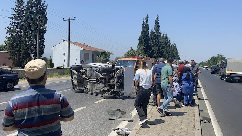 Otomobil, araca çarparak takla attı: 1