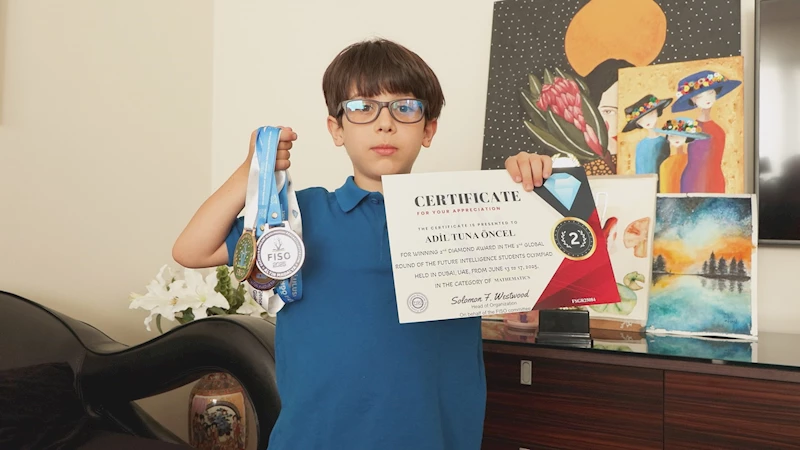 İstanbul - 7 yaşında matematikte dünya şampiyonluğunu kazandı; hedefi biliminsanı olmak 