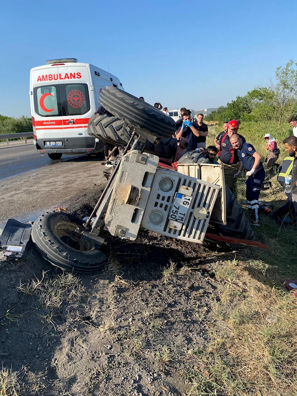 TIR’ın çarptığı traktörün sürücüsü yaralandı