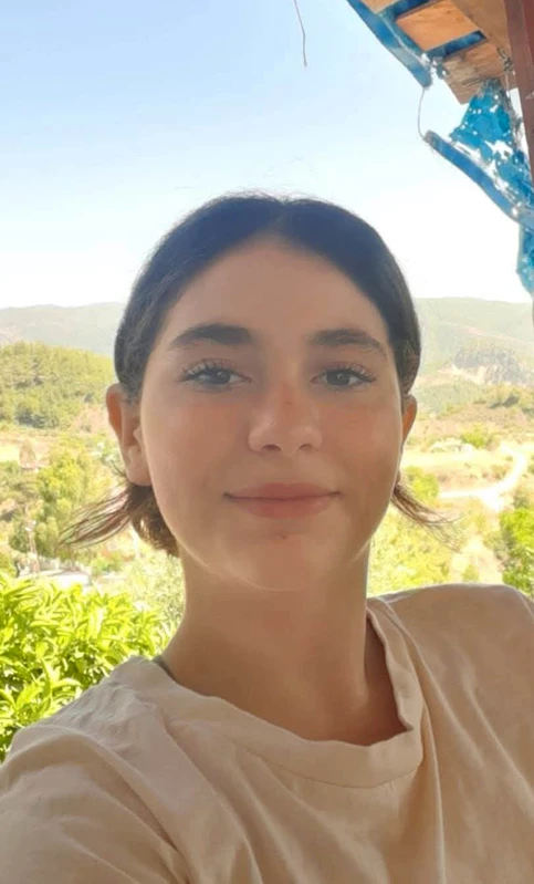 13 yaşındaki Fatma Nur