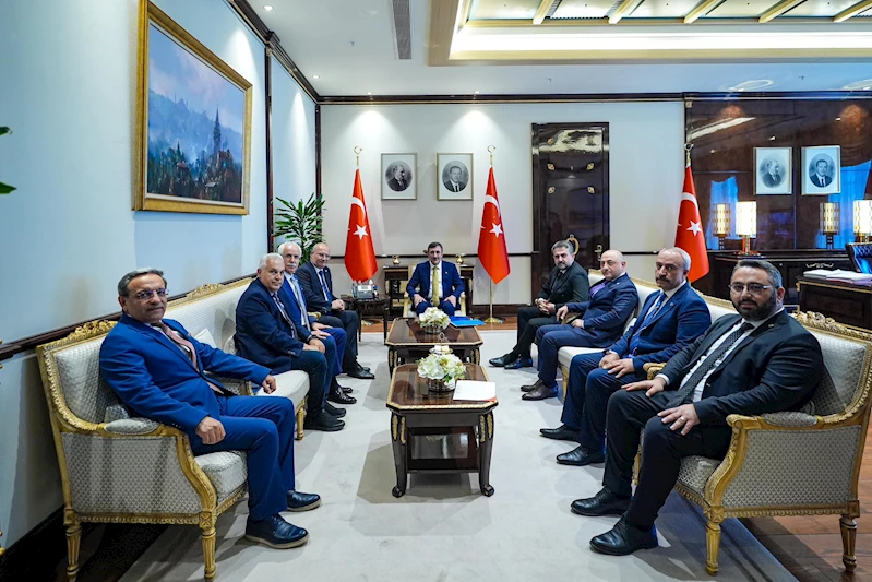 Cumhurbaşkanı Yardımcısı Yılmaz, ATO yönetimiyle görüştü 