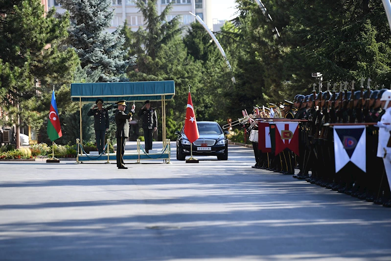 Genelkurmay Başkanı Gürak, Azerbaycanlı mevkidaşı Orgeneral Veliyev ile görüştü