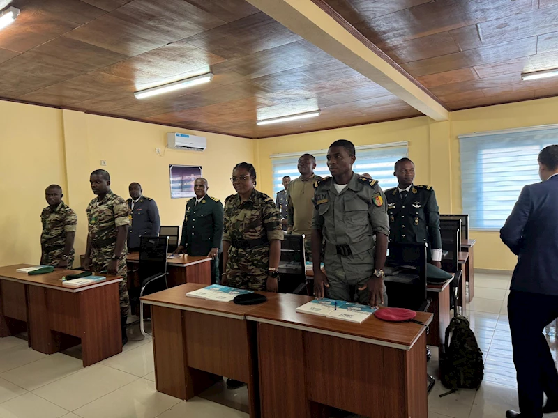 Kamerun Harp Okulu’nda ilk Türkçe ders verildi