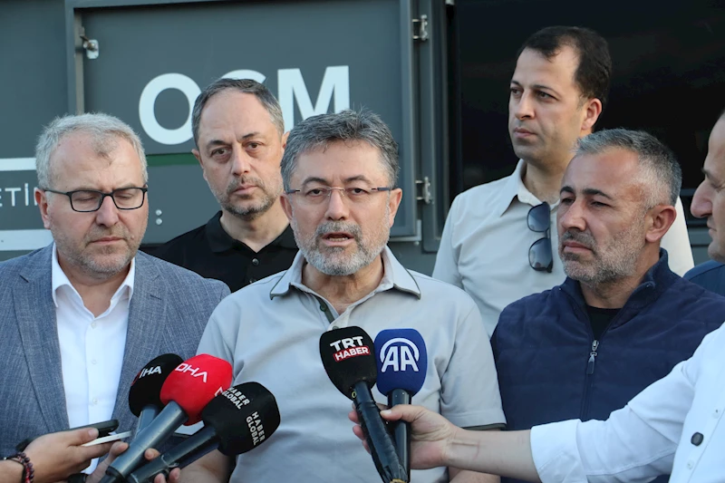 Sakarya’dan Bilecik’e sıçrayan orman yangını; Köprücek köyünde 10 ev yandı  (2)