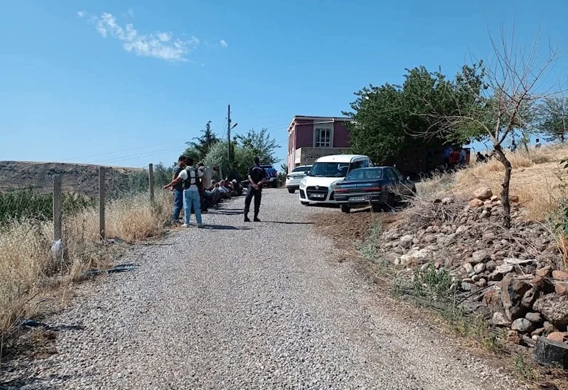 Tartıştığı eşini av tüfeğiyle öldürdü