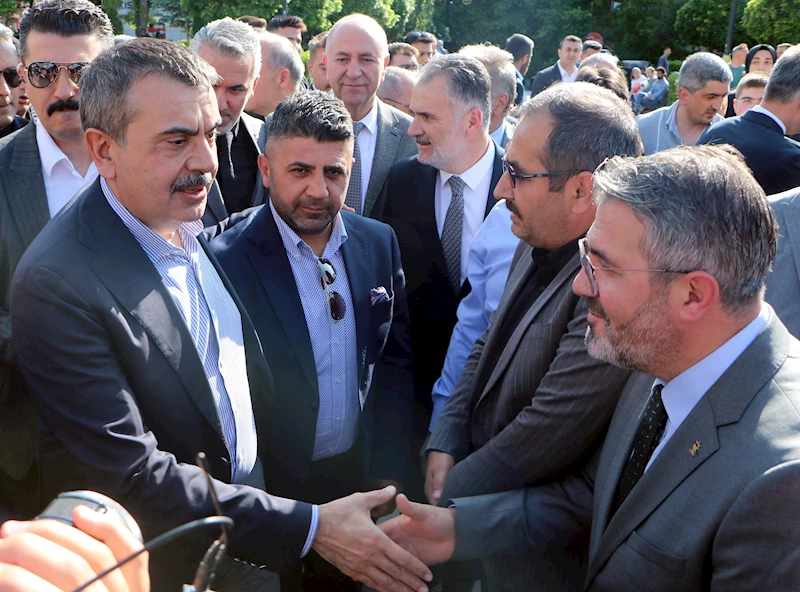 Bakan Tekin