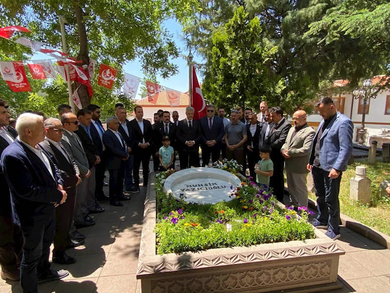BBP heyeti, Muhsin Yazıcıoğlu