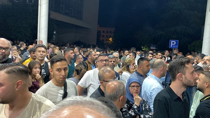 Manisa Büyükşehir Belediye Başkanı Zeyrek