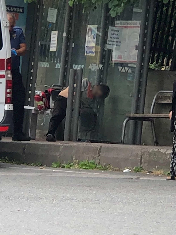 Hastaneden çıktıktan sonra otobüs durağında yığılıp hayatını kaybetti