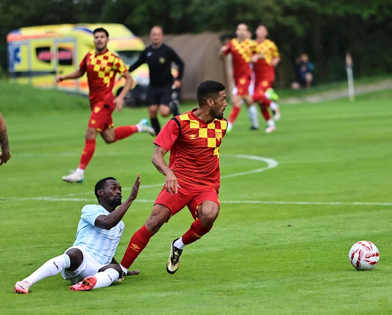 Göztepe hazırlık maçında Rijeka