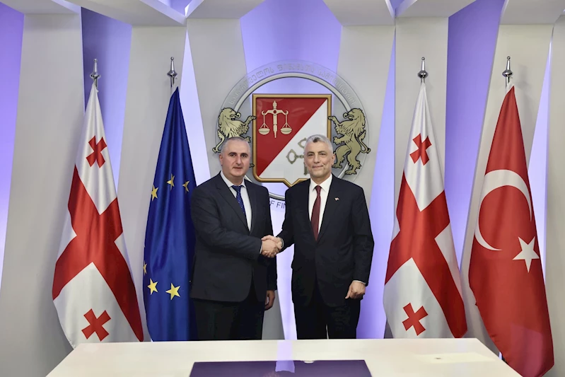 Bakan Bolat, Gürcistan Maliye Bakanı Khutsishvili ile bir araya geldi