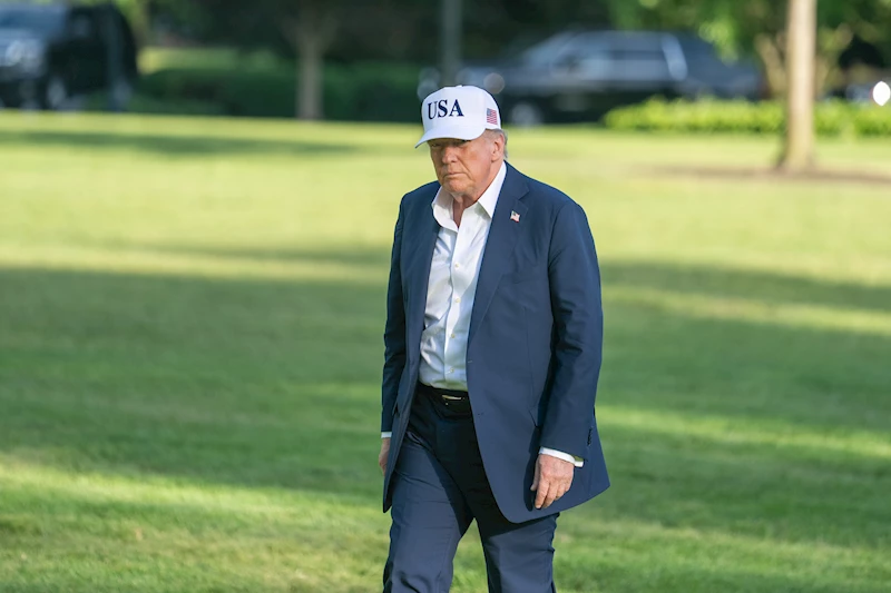 Trump’a kronik venoz yetmezliği teşhisi konuldu