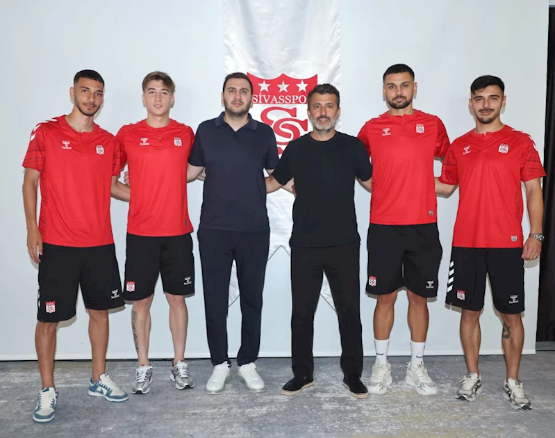 Sivasspor 4 oyuncuyla anlaşma sağladı