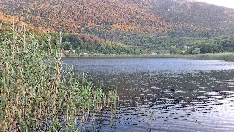 Kayık alabora olunca gölde kayboldu