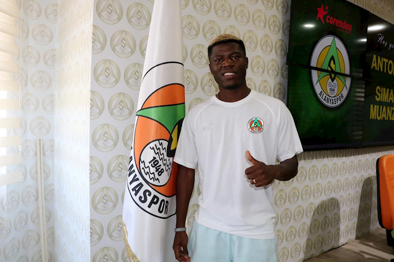 Alanyaspor, Maestro ile 4 yıllık sözleşme imzaladı / Görüntü eklendi