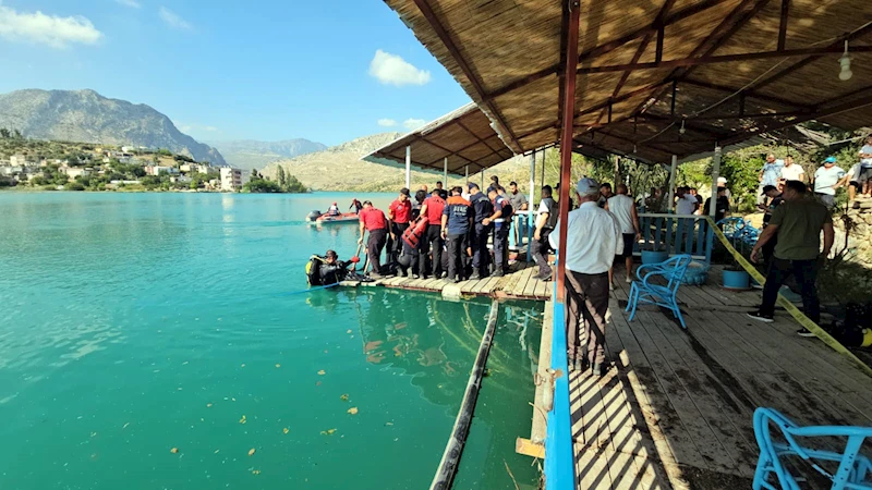 Tatile geldi, baraj gölüne düşen terliğini almak isterken boğuldu