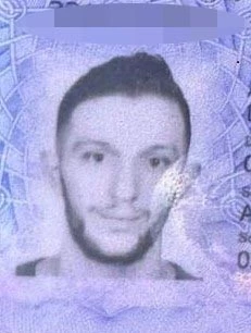 Kayalıklar arasında erkek cesedi bulundu
