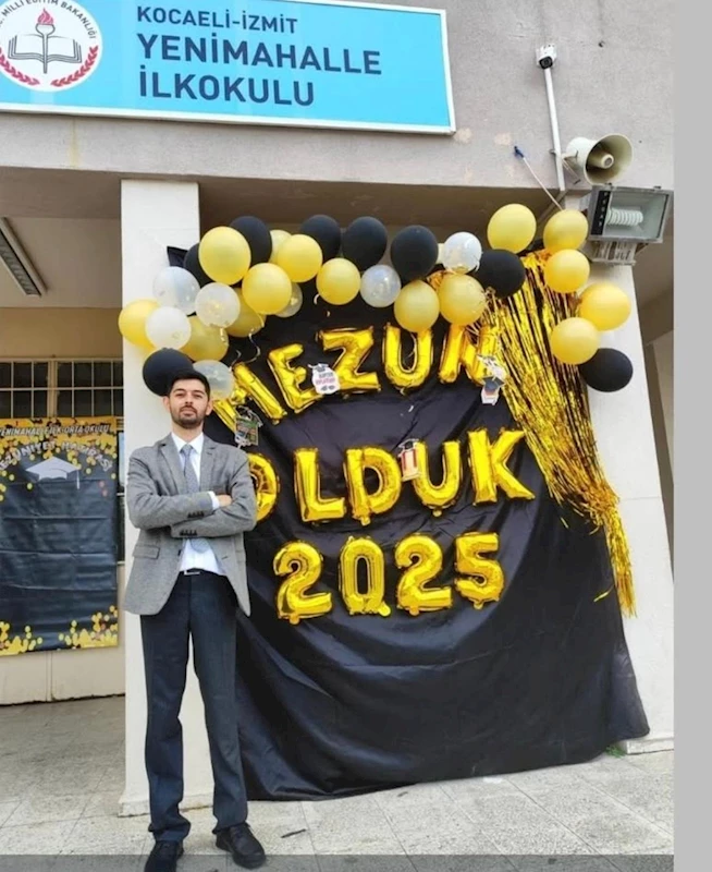 Çınar ağacının kırılan dalının altında kalan öğretmenin öldüğü olay kamerada / Ek fotoğraf 