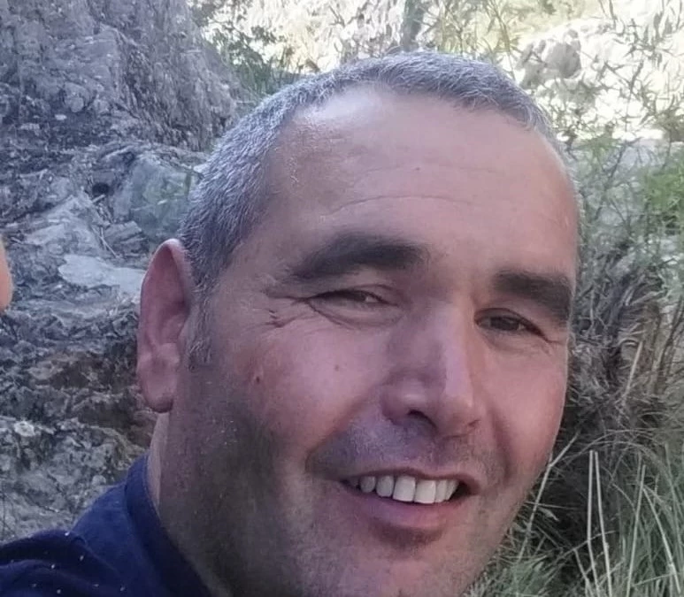 Engelli kızıyla girdiği denizde boğulma tehlikesi geçirdi, hastanede öldü  