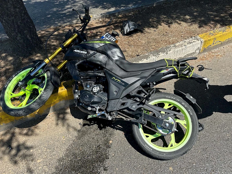Hafif ticari araç ile çarpışan motosikletin sürücüsü öldü