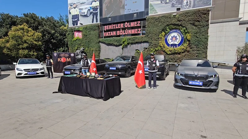 İstanbul- POS makineleriyle tefecilik yaptığı belirlenen 62 şüpheli yakalandı 