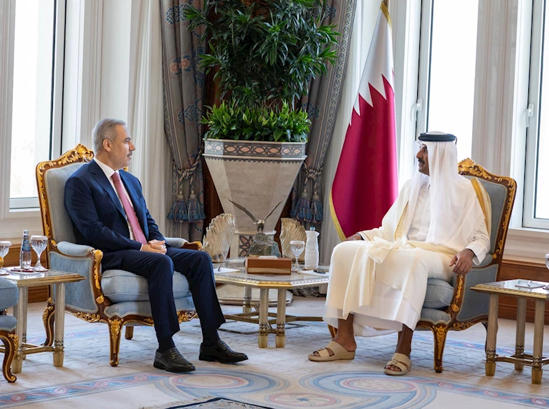 Dışişleri Bakanı Fidan, Katar Emiri Al Thani ile bir araya geldi
