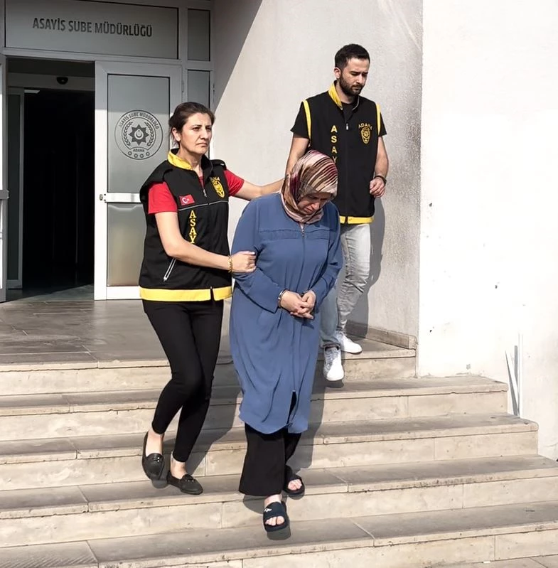 Eşini zehirleyerek öldürdüğü iddiasıyla tutuklu yargılanırken tahliye edilen sanık, yeniden tutuklandı