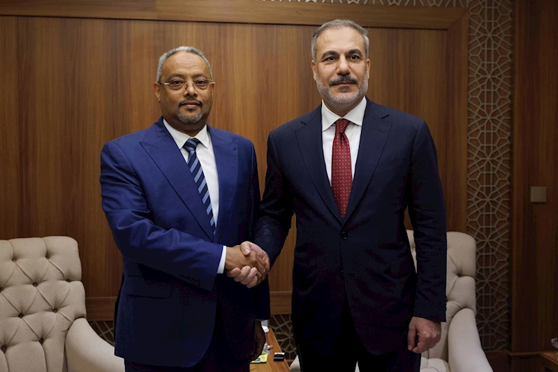 Bakan Fidan, Cibuti Dışişleri Bakanı Omar ile bir araya geldi