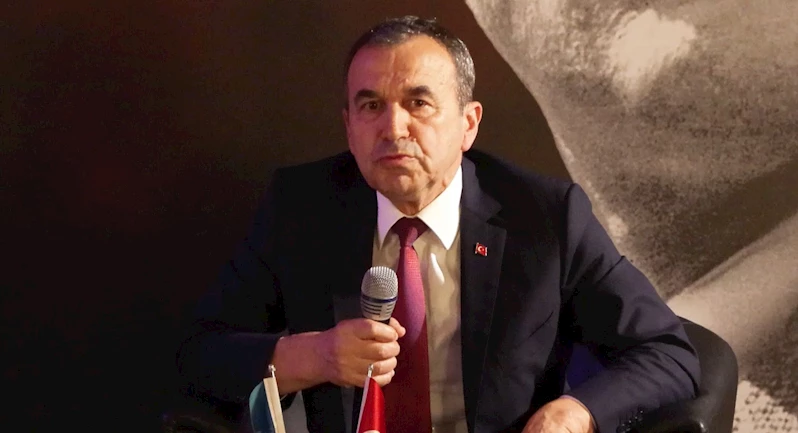 Tarihçi Naim Babüroğlu: Atatürk akıl, bilim ve umut demektir