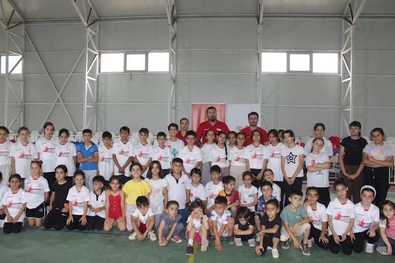 Şırnak’ta ‘Fabrika Voleybol’ projesiyle 3 yılda 1200 çocuk voleybolla buluştu / Ek fotoğraflar