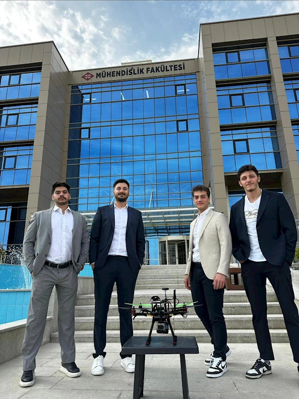 Üniversite öğrencilerinden 